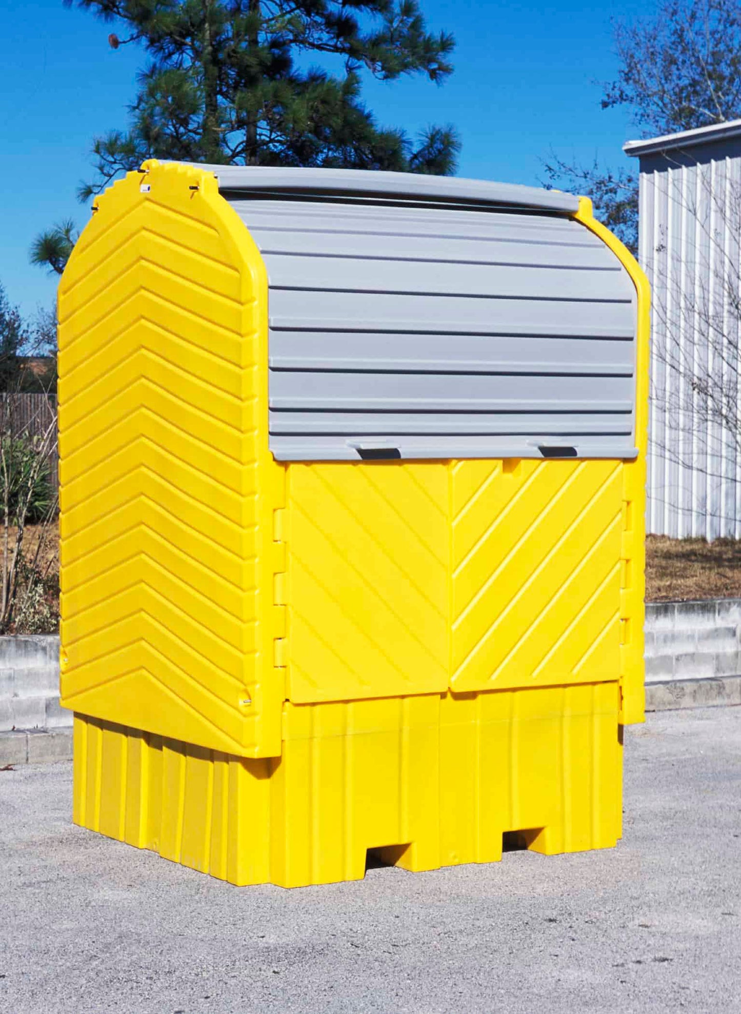 UltraTech IBC Hard Top Spill Pallet