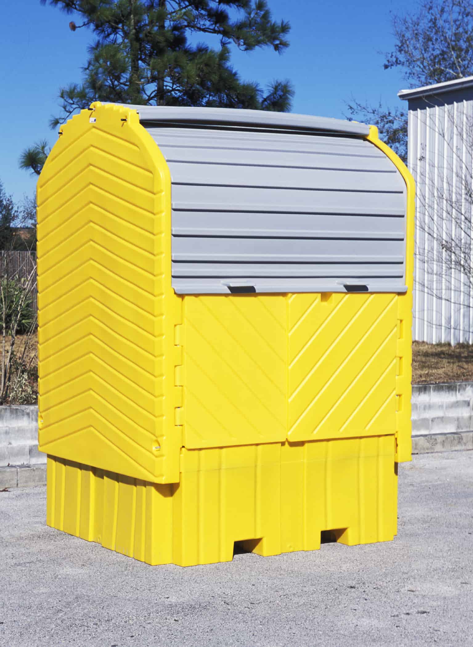 UltraTech IBC Hard Top Spill Pallet